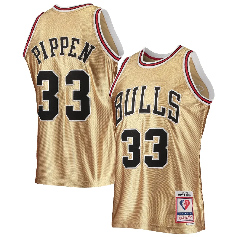 Basketball Jersey For College Teams-Scottie Pippen Chicago Bulls 75th Anniversary 1997/98 Hardwood Classics Swingman Basketball Jersey - Gold